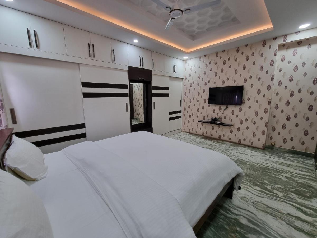 The Urban Nest Hotel Bangalore Exterior photo