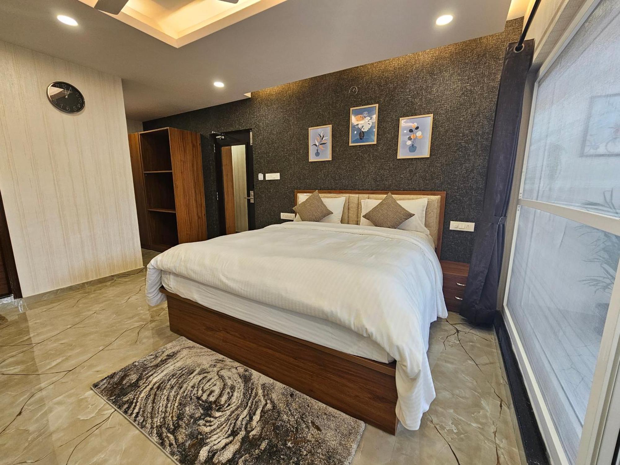 The Urban Nest Hotel Bangalore Exterior photo